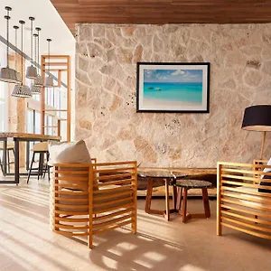 4* Hotel Fairfield & By Marriott Cancun Airport